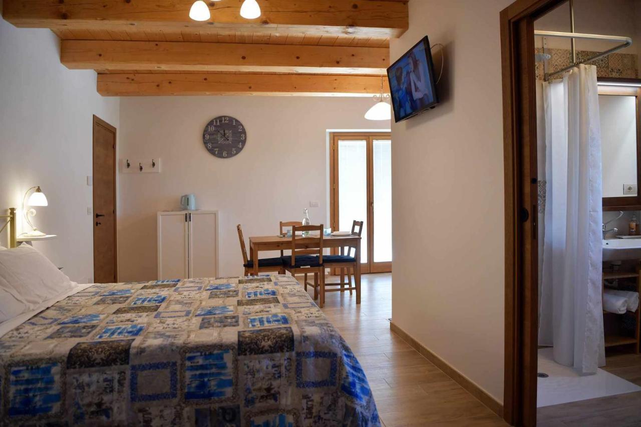 Casa Montefiore 13 Iris Lt Nella Tranquilla Campagna Marchigiana อังโกนา ภายนอก รูปภาพ
