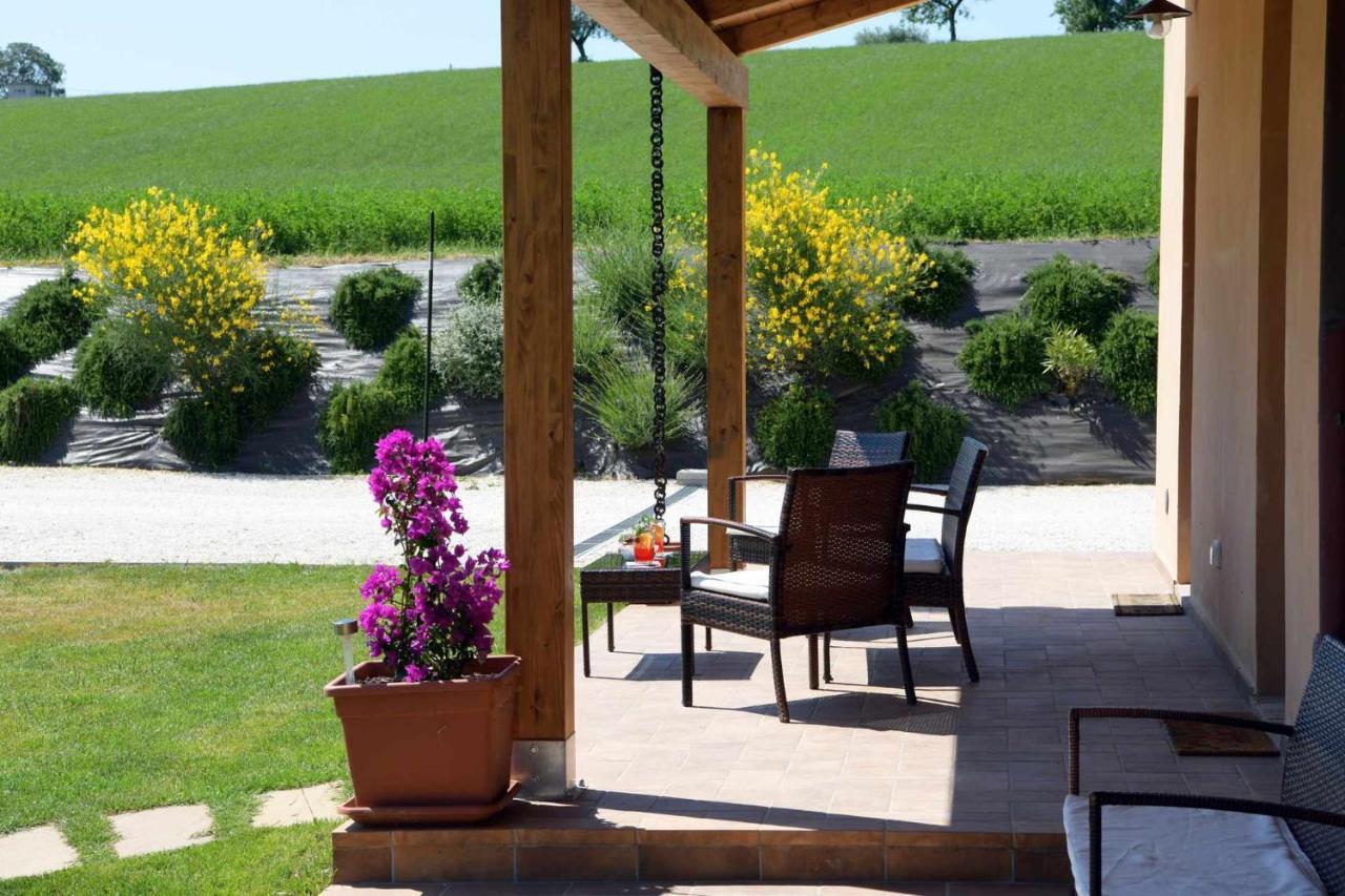 Casa Montefiore 13 Iris Lt Nella Tranquilla Campagna Marchigiana อังโกนา ภายนอก รูปภาพ