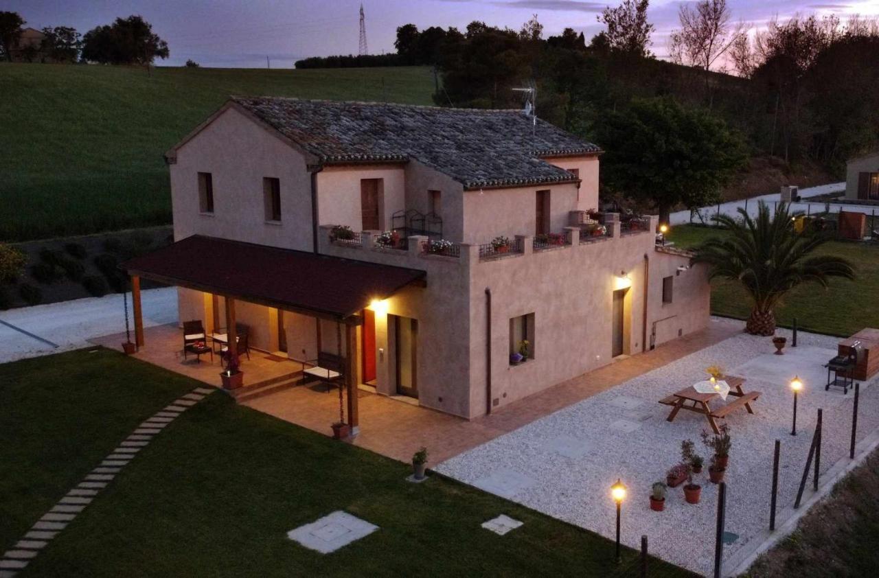 Casa Montefiore 13 Iris Lt Nella Tranquilla Campagna Marchigiana อังโกนา ภายนอก รูปภาพ