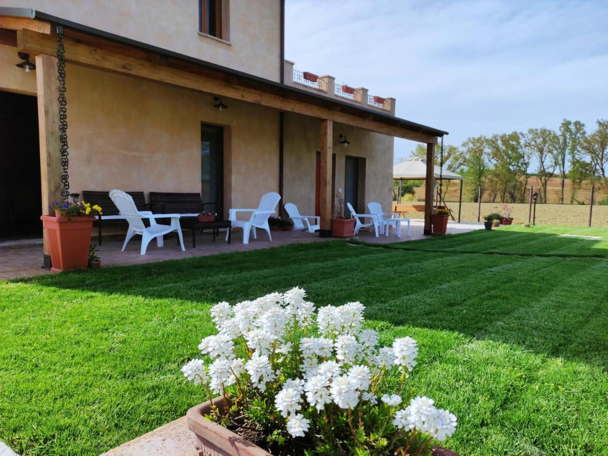 Casa Montefiore 13 Iris Lt Nella Tranquilla Campagna Marchigiana อังโกนา ภายนอก รูปภาพ